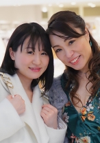 現役教師れいこさん(50歳)と医大生みひろちゃん(22歳)のインテリ母娘がレオタード狂演！一線を越えたクレイジー3P - エチケット - 274ETQT-229