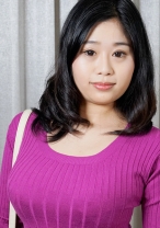 下着を見せるのもすんなりOKしちゃうすっげーハードルが低い爆乳Iカップ奥様のパンティのフロントは面積が狭いのでお毛々と具までもコンニチワしちゃってますww - エチケット - 274ETQT-380 - 素人AV女優判定AI