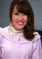 さやかさん 34歳 Hカップの色白人妻 【セレブ奥さま】 - E★人妻DX - 299EWDX-182