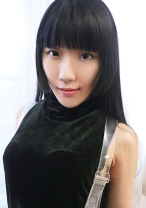 いちご 22歳 人妻 - トランプ-X- - 305TRUMG-041
