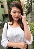 初芝やよい 34歳 中出し熟女 - 黒蜜 - 398KMTU-013