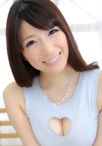 Gカップ巨乳のお姉さんに筆下ろしされる童貞君 - おしゃぶりクッキング - 404OSBR-009 - 素人AV女優判定AI