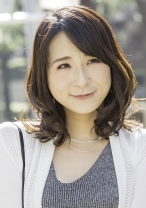 池袋西口で見つけたモデル級スタイルの美魔女さん しおりさん37歳。 - おしゃぶりクッキング - 404OSBR-029 - 素人AV女優判定AI