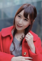 雑誌のインタビューという事で新宿でナンパした端麗な顔立ちの43歳の奥様りささん！話し方がお天気お姉さんの様な感じで絶妙なバランスの良い美人！お住まいは中野坂上の一軒家で趣味は乗馬・・都心のお金持ち熟女とナンパ師のロケ車内ガチSEX！ - おしゃぶりクッキング - 404OSBR-087