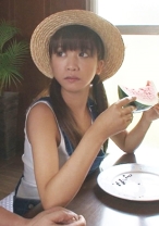 薄着の美少女は縁側で・・・ 2 - みなみ工房 - 492MERC-271 - 素人AV女優判定AI