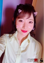 石原さ○みに激似のえっろいパイパン美少女とぶっかけ4P - 白完素人 - 494SIKA-135
