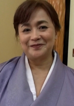 豊満ボディを和服で包む未亡人、六十路熟女の初撮りAV。二人がかりのねっとり愛撫に旦那仕込みのカラダは熱く濡れぶっ飛び絶頂SEX！ - 即ヌキ - 741H080-G05