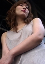 お客を誘惑する情欲、色欲が抑えきれない理髪店の淫乱妻。 - 即ヌキ - 741P042-G01