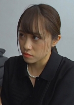 夫の1周忌に夫の弟に抱かれ喪服を脱ぎ遺影の前で熟れた女盛りのカラダを何度もイカされる美しい潮吹き未亡人！ - 即ヌキ - 741P053-G04 - 素人AV女優判定AI