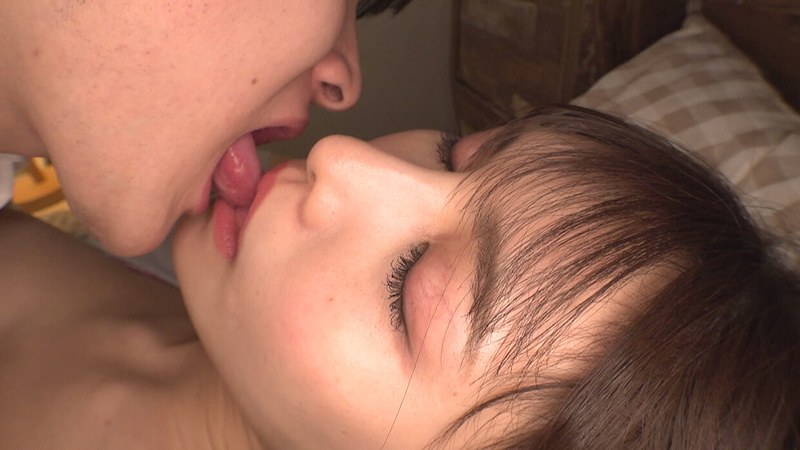 社飲みでつぶれた同僚をお持ち帰りしてドロ酔い性交。ボクを彼氏だと思っているらしく濃厚ベロチュウし放題でまさかの生ハメOK！ピストン中に酔い冷めしたけどお互いイク寸前の腰振りを止められずそのまま朝まで中出し！ - ディープス - dvrt06402 - 素人AV女優判定AI