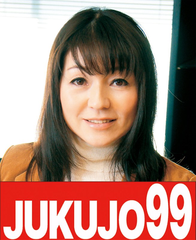 初めてのAV出演！ ドキュメント もち肌色白五十路熟女 カメラ前初絡み編 - JUKUJO99 - h_1489j99117a