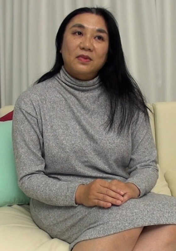 バツイチ六十路熟女！彼氏とのマンネリSEXに刺激を求めド迫力の爆乳を揺らしての本気SEX！ - 即ヌキ - h_1724h056g00005