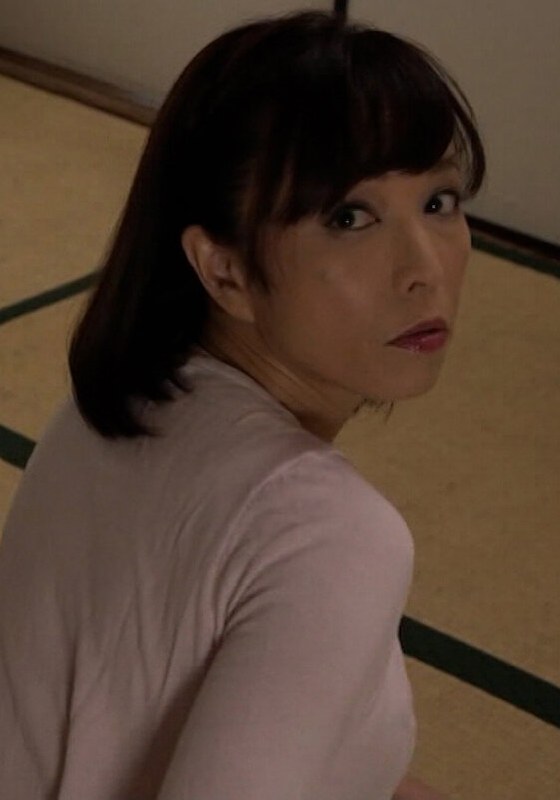 童貞息子に無理やりチ○ポをねじ込まれ中出し！！母さんもオンナ！？快楽に溺れる挿入を求めて！ - 即ヌキ - h_1724m573g00007