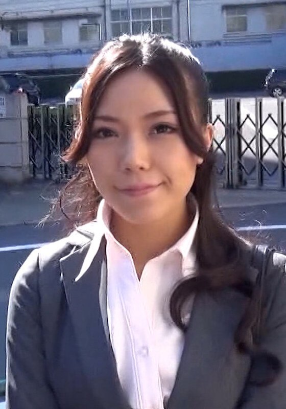 新社会人の意識調査で撮影を受ける女上司と新入社員。何でも相談してと頼もしい女性上司は後輩新人の女性経験なしのカミングアウトに先輩の熱血指導がスタート！？フェラ、シックスナイン生挿入！？ - 即ヌキ - h_1724m577g00005