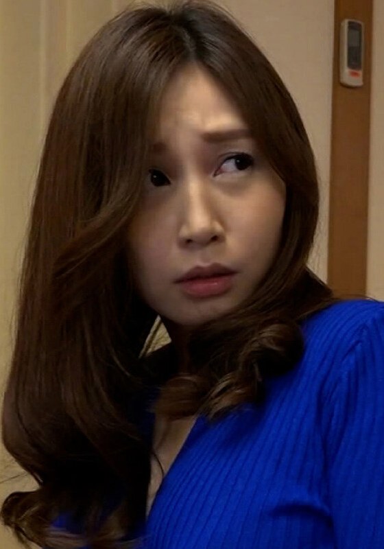 お母さんの元彼なんか見たくない！母への愛を口にする息子は激しくキスを貪り、戸惑いながらも息子の愛を受け入れていき、貪るように舐め合い、抱き合い母と息子の背徳行為はエスカレートし中出し交尾となる！ - 即ヌキ - h_1724m589g00007