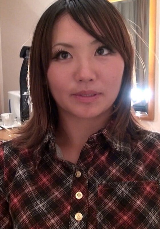 地方のワケあり奥さんをナンパして好き勝手にハメ撮りしちゃいました。週5で旦那とエッチしていた楊子さんだが旦那が海外に行って現在欲求不満爆発中！ - 即ヌキ - h_1724m604g00003