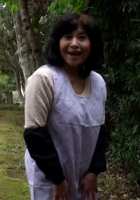 中伊豆の大きな古民家に住む56才熟女さんに突撃！年甲斐もなく若い他人棒に恍惚となる色情狂いの本気SEX - 即ヌキ - h_1724m607g00005