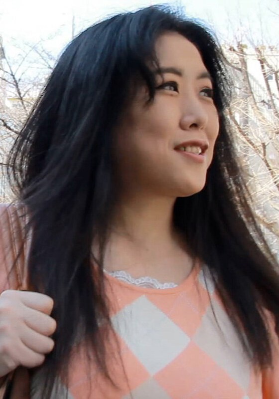 お酒大好きなぽっちゃり熟女さん、若いカワイイ男優にノリノリ♪主導権握ってチ○ポも握って巨乳で挟んで！ナマ中出しOK - 即ヌキ - h_1724m610g00011