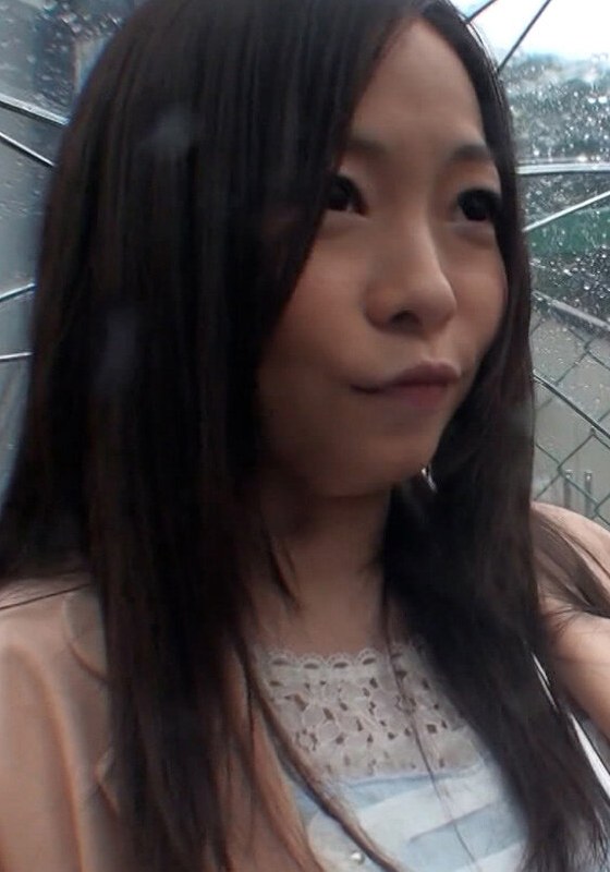 結婚2年目の奥さんにインタビュー！赤裸々に性生活を話し出す変態奥さん！？性欲旺盛な奥さんは下着を見せてオッパイを吸われSEXがしたくてたまらない！？ - 即ヌキ - h_1724m611g00007