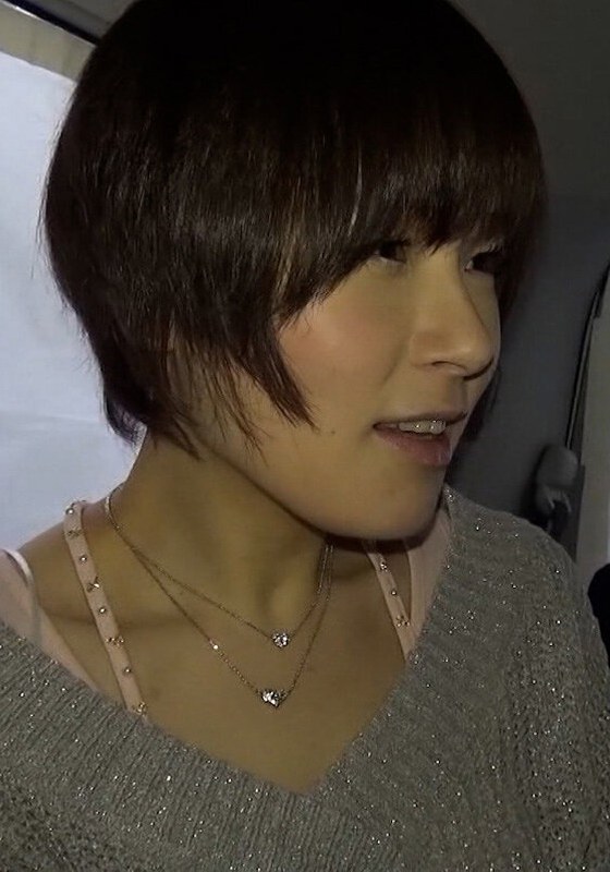 話をするだけで謝礼が出ると聞いていたのに…いきなり乳輪を見る会に！旦那に剃られて伸びかけのパイパンマ○コが恥ずかしい奥さんは電マで責められFカップ乳を揺らしてお漏らし！！！ - 即ヌキ - h_1724m611g00012