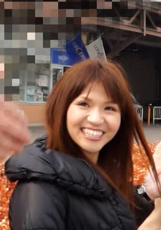 元コンパニオンのイケナイ奥さんをホテルに連れ込んで嵌め撮りSEX！電マで絶叫イキ！ - 即ヌキ - h_1724m651g00006