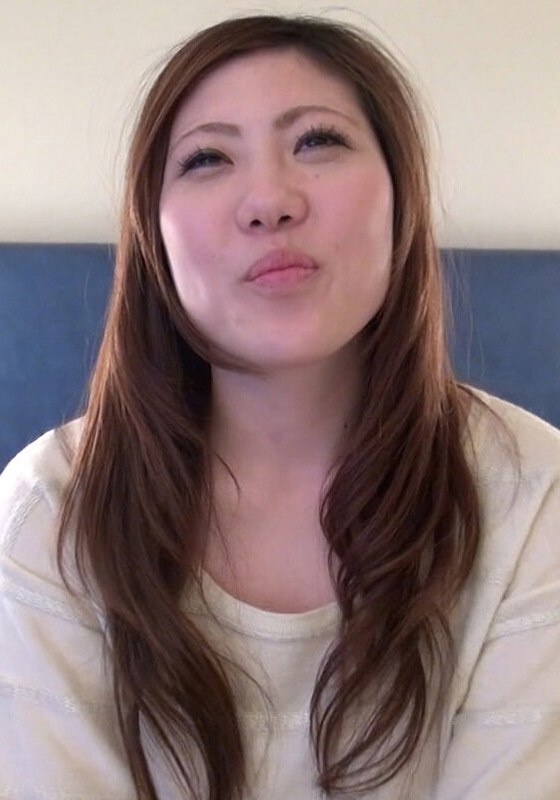 旦那の稼ぎが悪いので自分の分は自分で稼ぎたい！？エッチなバイトでお財布も性欲も満たされて… - 即ヌキ - h_1724m651g00008