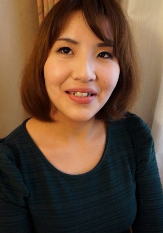 結婚3年目の奥さんは仲はいいけどSEXは月1～2回と欲求不満。不倫願望がある奥さんをホテルに連れ込み即SEX - 即ヌキ - h_1724m668g00008