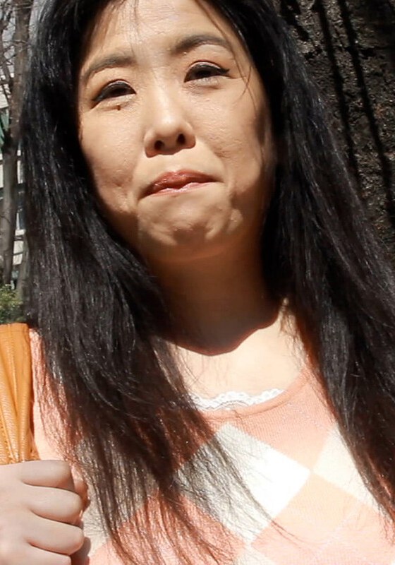 お酒を飲むとよりエッチになる…豊満ボディの素人熟女さんは若い男優にノリノリで熟女パワー炸裂のエロビッチSEX！ - 即ヌキ - h_1724m706g00011