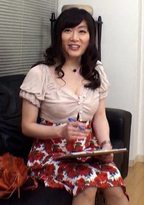 街行く奥様に声を掛け謝礼金と騙して連れ込みエッチな悪戯でなし崩し的にハメ撮りSEX！ - 即ヌキ - h_1724m724g00004