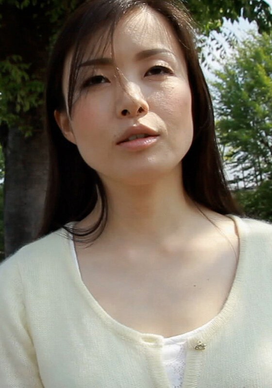 愛より快楽を求めるむっつりヤリマンの清楚系美熟女さんがAV出演！クンニ大好きビッチ熟女に絶頂中出しSEX - 即ヌキ - h_1724m752g00003