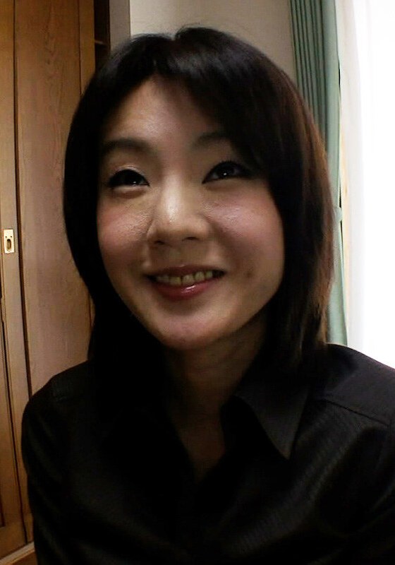 笑顔が素敵な清楚系スレンダーボディ熟女さんの目隠し淫乱変態SEX！ - 即ヌキ - h_1724m770g00008