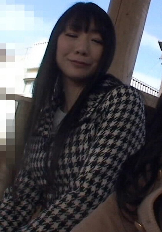 鬼○川温泉の足湯でナンパした美女ふたり組と意気投合して露天風呂付の宿に誘ってみると…警戒心ゼロで混浴SEX！ - 即ヌキ - h_1724m774g00012