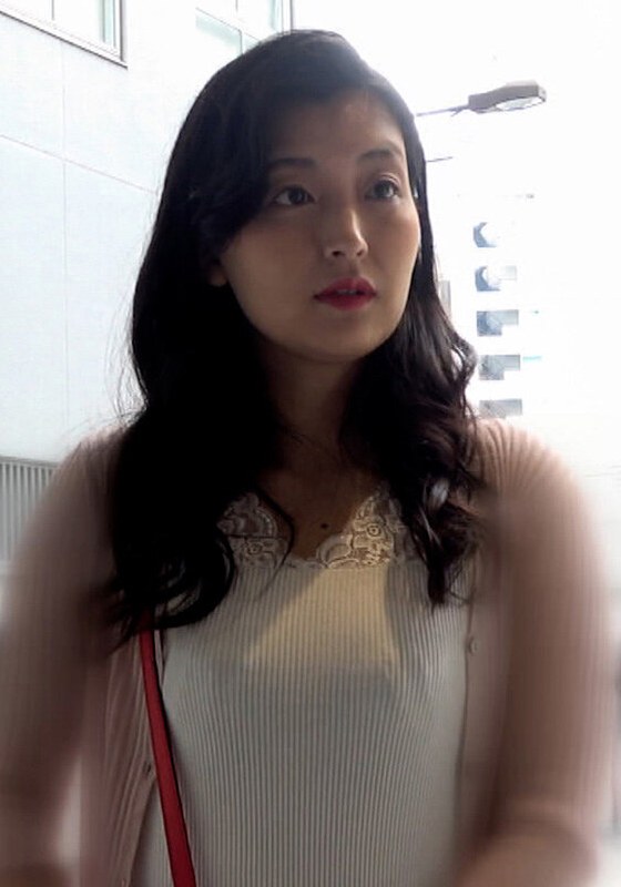 単身赴任の旦那さんとのセックスレスに悩む女盛りのカラダを持て余す奥様！女性としての魅力と自身を取り戻す為に不倫SEX！ - 即ヌキ - h_1724m796g00001