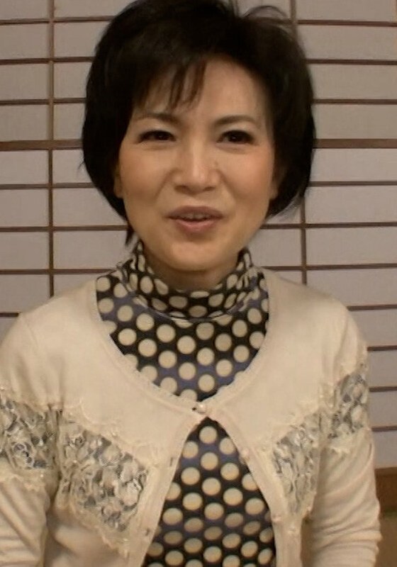 ショートヘアーの落ち着いた清楚な奥様は旦那との2年以上のレスに耐えかねてAV出演！性欲MAXの淫乱SEX！ - 即ヌキ - h_1724m806g00003