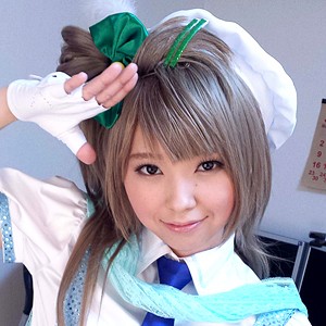 なつみ - 素人コスプレイヤー - cmd025 - 素人AV女優判定AI