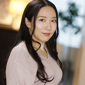 汐里 - 素人熟女図鑑 - gjkz616 - 素人AV女優判定AI